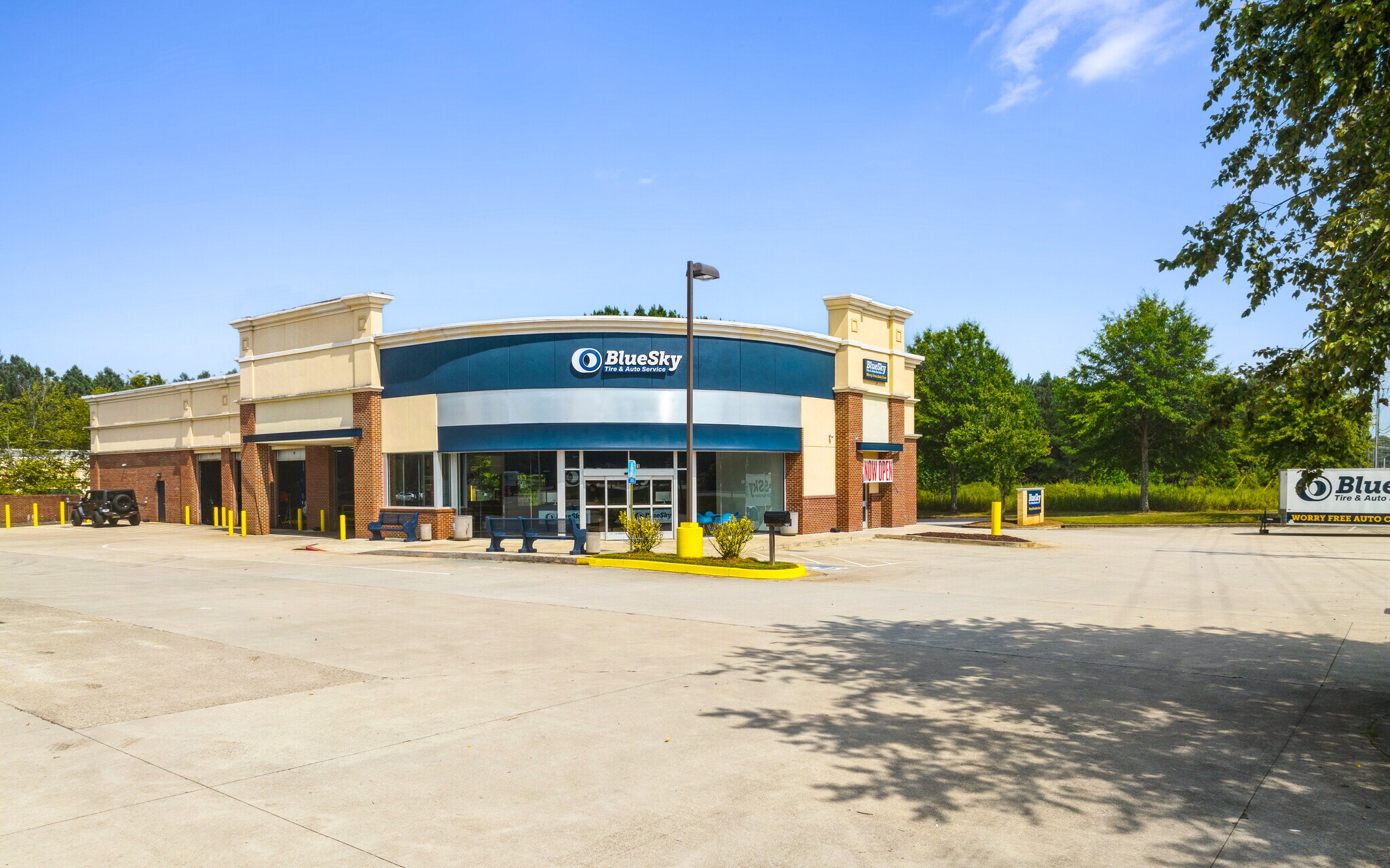 Shell Gas and BlueSky Tire & Automotive Cumming, GA for Sale