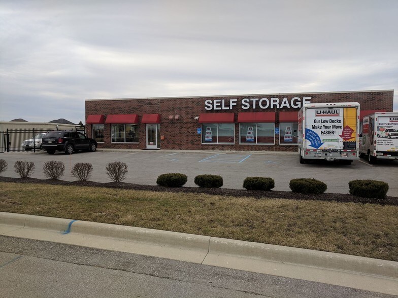 1405 Rock Dove Rd Fort Wayne In 46814 Self Storage Property For 1405 Rock Dove Rd Storamerica Of Bridgewater