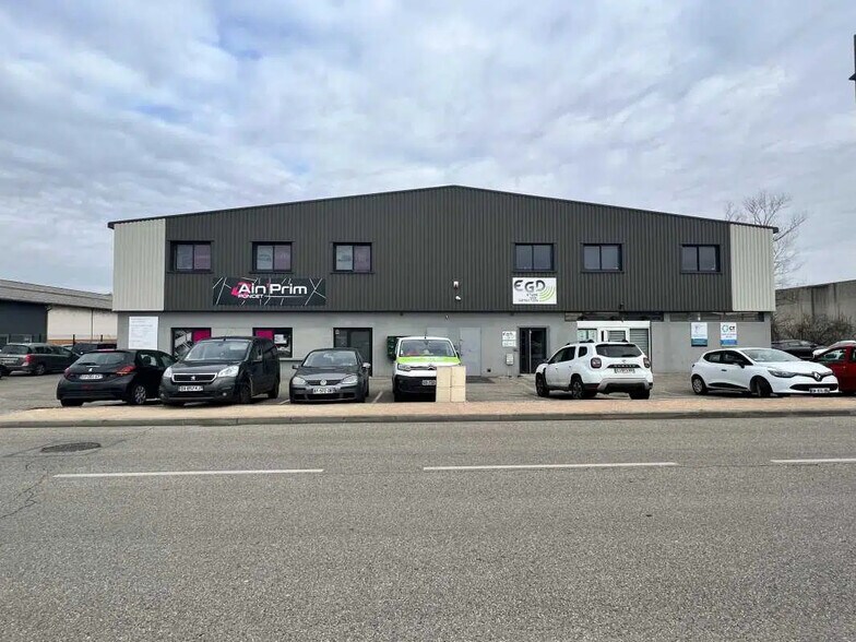 14 Rue François Arago, Bourg-en-Bresse for sale - Building Photo - Image 1 of 5