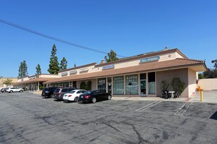 20060 Santa Ana Ave, Costa Mesa CA - Storefront Property