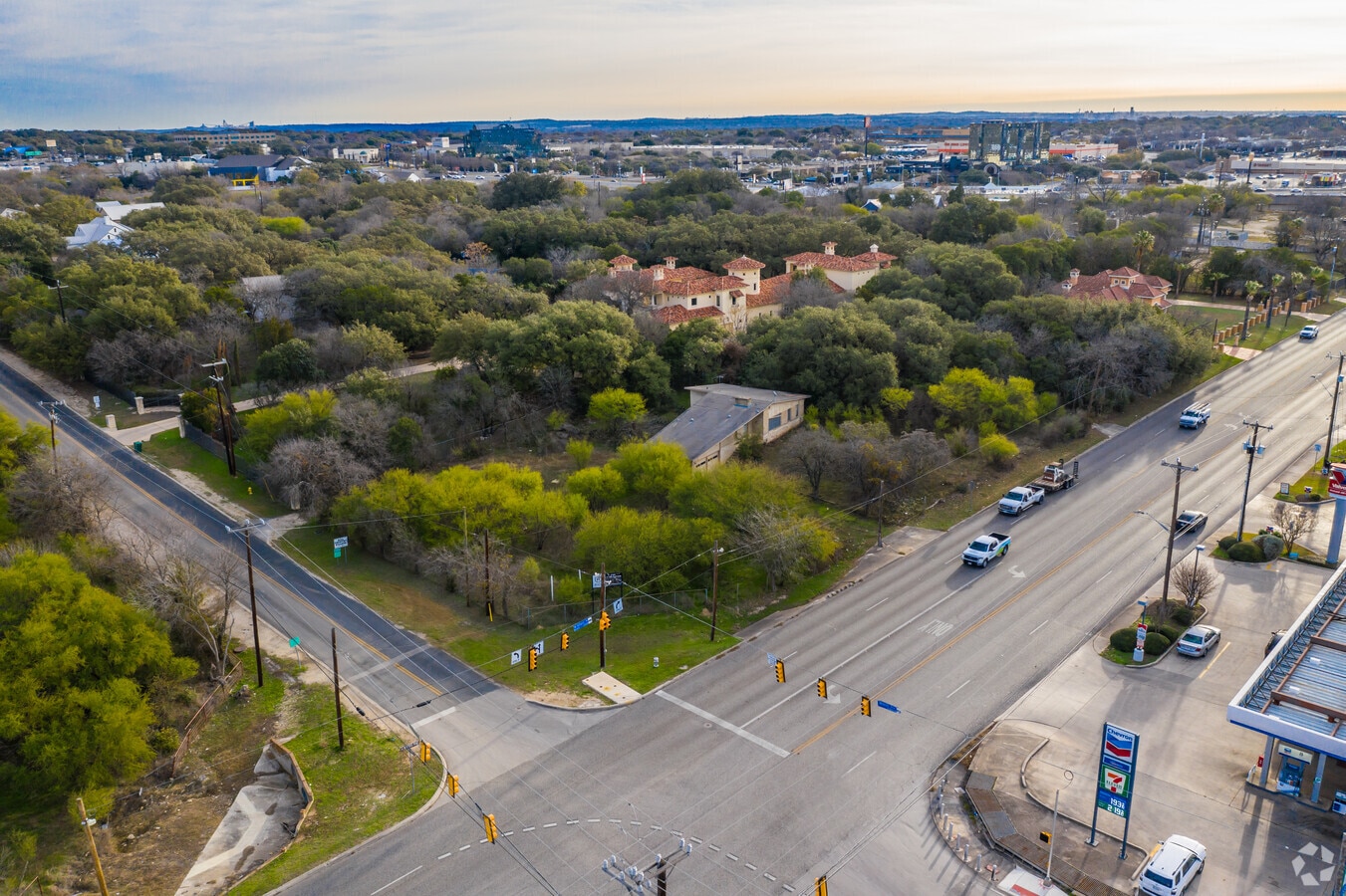 205 W Bitters Rd, San Antonio, TX 78216 for Lease