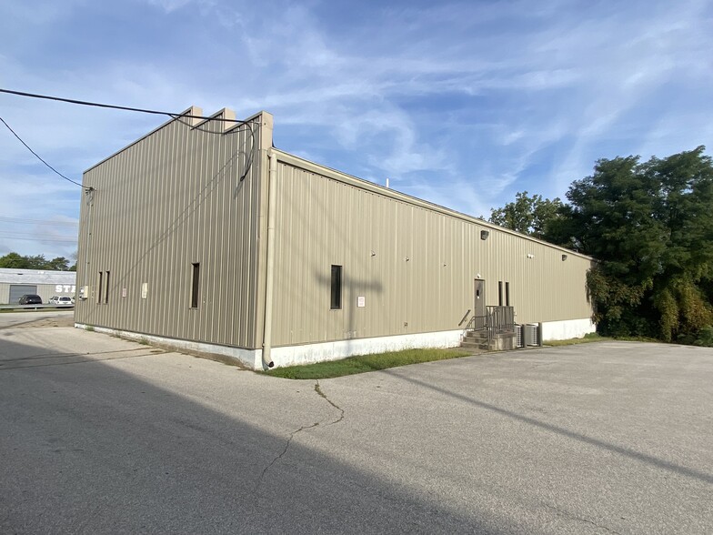 2704 Jefferds Ave, Fort Wayne, IN for lease - Building Photo - Image 1 of 15