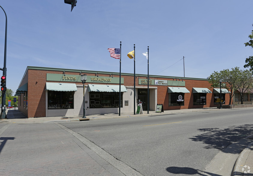 4180 W Broadway Ave, Robbinsdale, MN for lease - Building Photo - Image 1 of 12