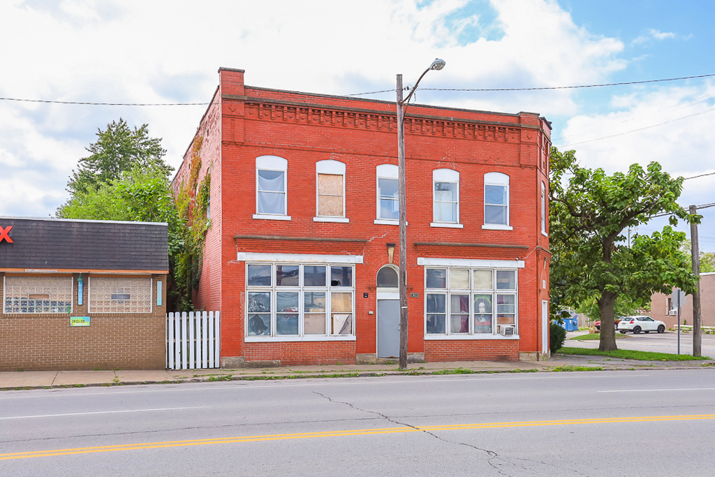 Building Photo