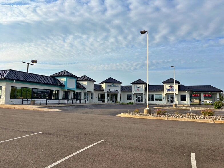 644 Migaldi Ln, Lansing, MI for lease - Building Photo - Image 3 of 3