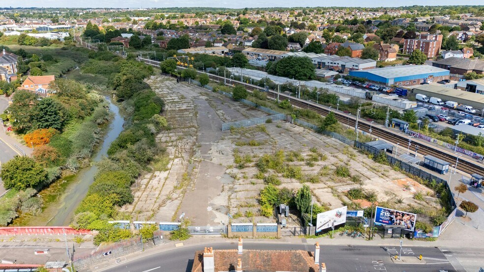 Hythe Station Rd, Colchester for sale - Building Photo - Image 2 of 13