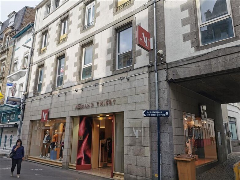 Office in Saint-Brieuc for lease - Building Photo - Image 2 of 6