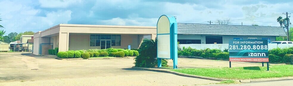 4135 Spencer Hwy, Pasadena, TX for sale - Building Photo - Image 1 of 1