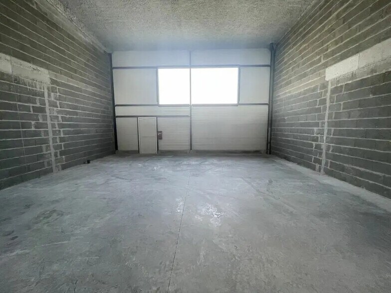 Industrial in Saint-Herblain for sale - Building Photo - Image 2 of 6