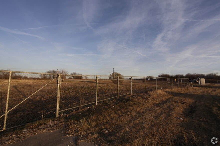 12365 S Freeway, Burleson, TX for sale - Primary Photo - Image 1 of 1