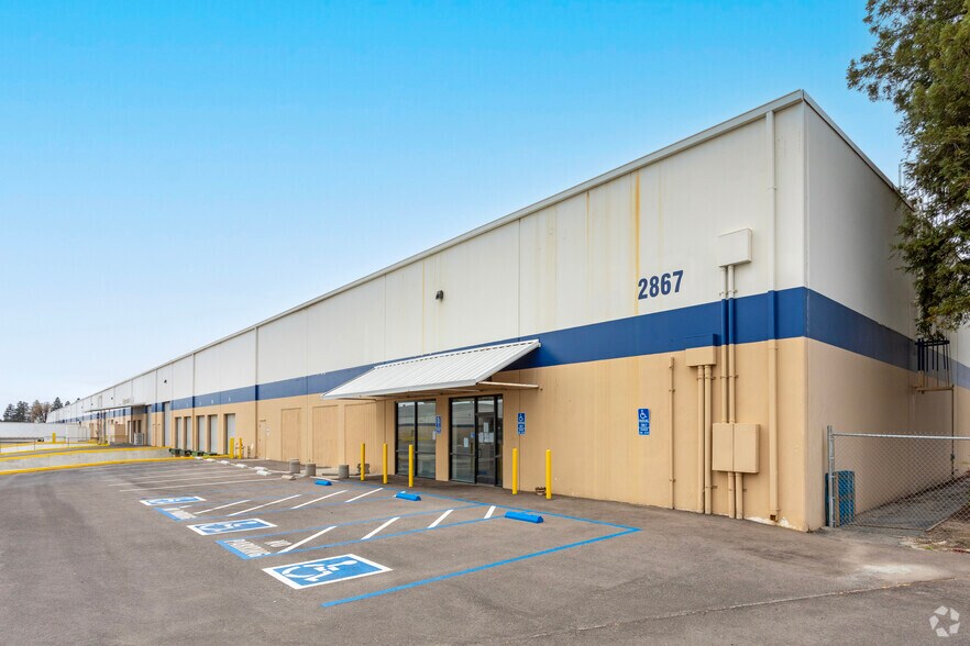 2843-2887 S East Ave, Fresno, CA for sale - Primary Photo - Image 1 of 1