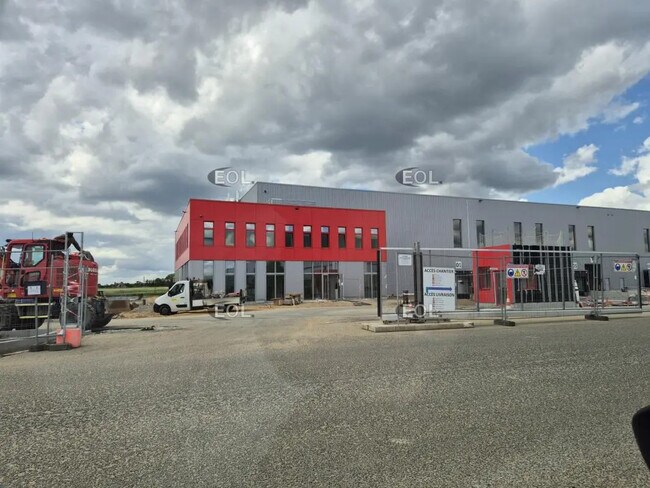 Location Entrepôt 6 464 m²