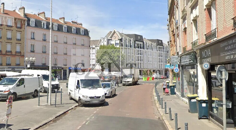 Retail in Villemomble for lease - Building Photo - Image 3 of 4