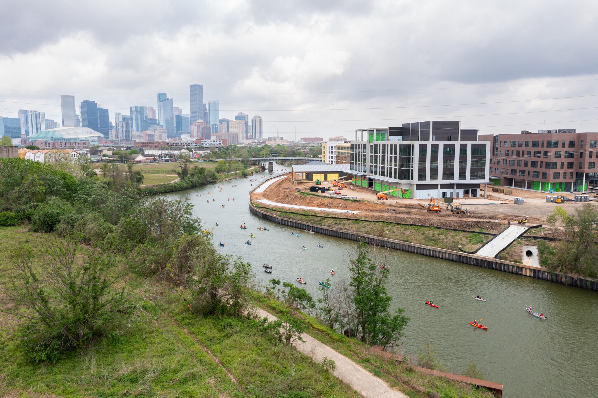 100 Jensen Dr, Houston, TX 77020 East River