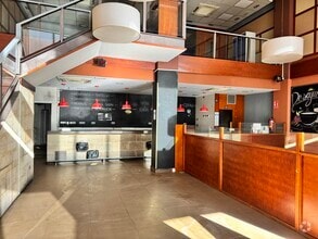 Calle de Isabel Colbrand, 10-12, Madrid, Madrid for lease Interior Photo- Image 2 of 8