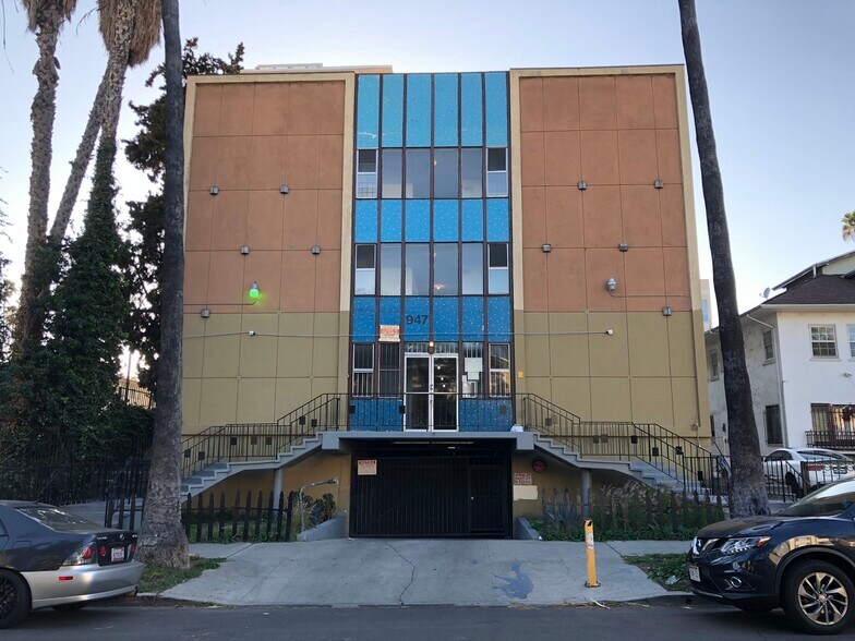 947 Magnolia Ave, Los Angeles, CA 90006