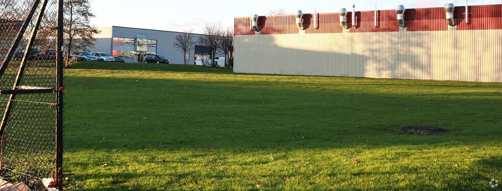 Redworth Way, Newton Aycliffe for sale - Primary Photo - Image 1 of 1