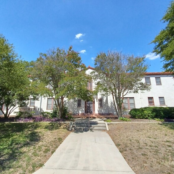 219 W Magnolia Ave, San Antonio, TX for sale - Building Photo - Image 2 of 41