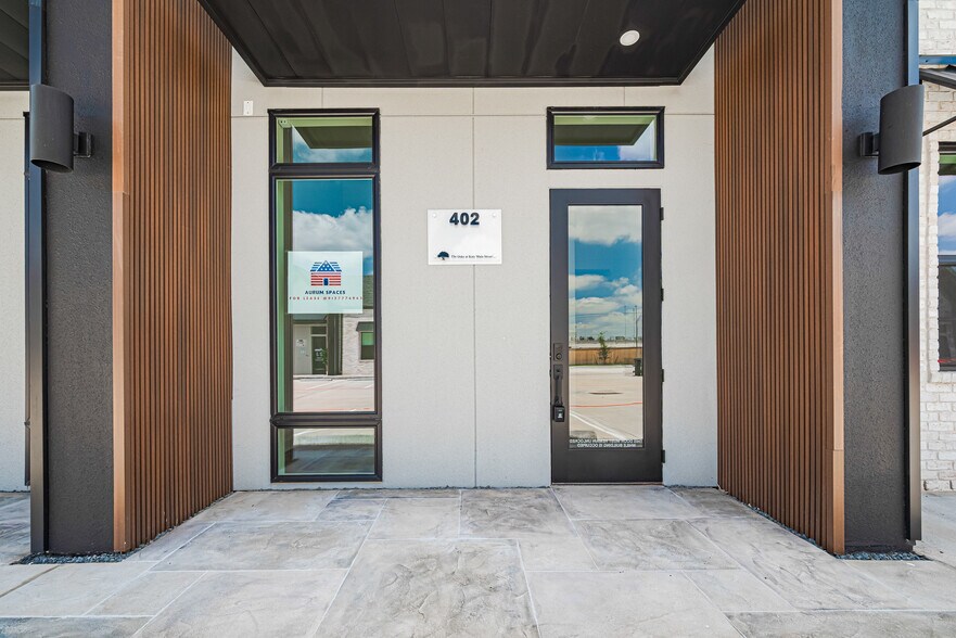 1325 Main St, Katy, TX for lease - Building Photo - Image 1 of 28