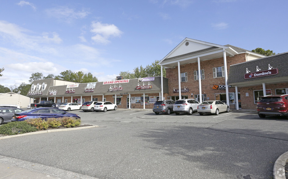 2229 Route 112, Coram, NY for lease - Primary Photo - Image 1 of 9