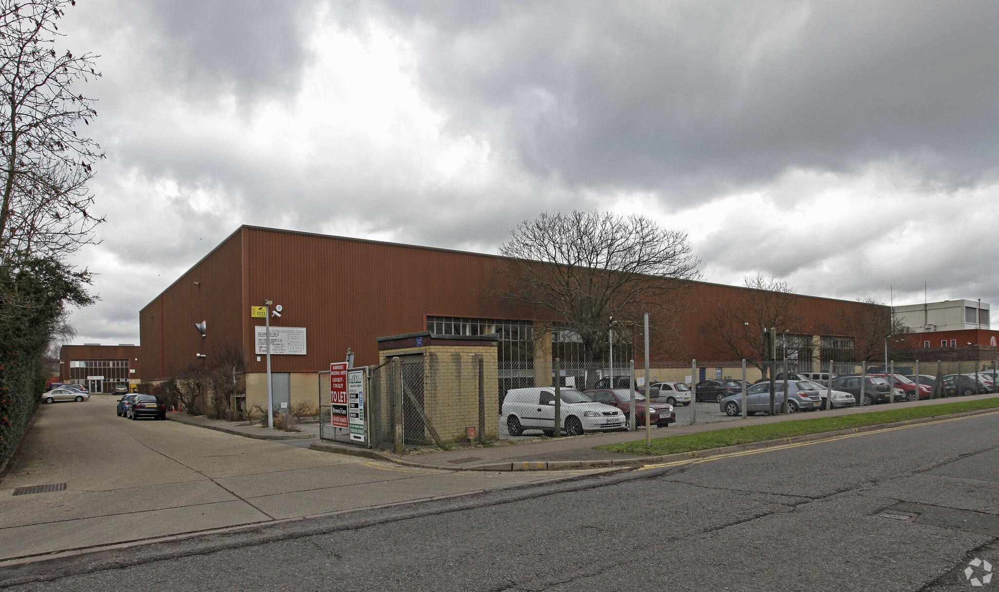 1-4 Cartwright Rd, Stevenage for lease Primary Photo- Image 1 of 3
