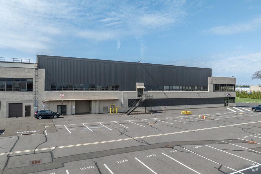 50 Cardinal Ln, Warminster, PA for lease - Building Photo - Image 3 of 5