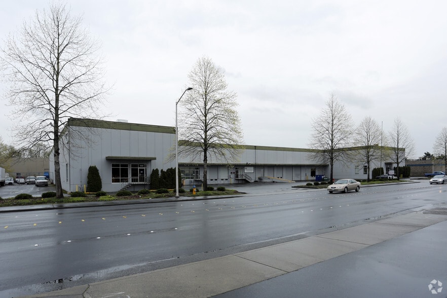 1000-1006 Andover Park E, Tukwila, WA for lease - Building Photo - Image 3 of 8