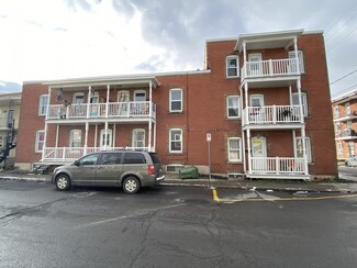 More details for 256 Rue Collin, St-Jean, QC - Multifamily for Sale