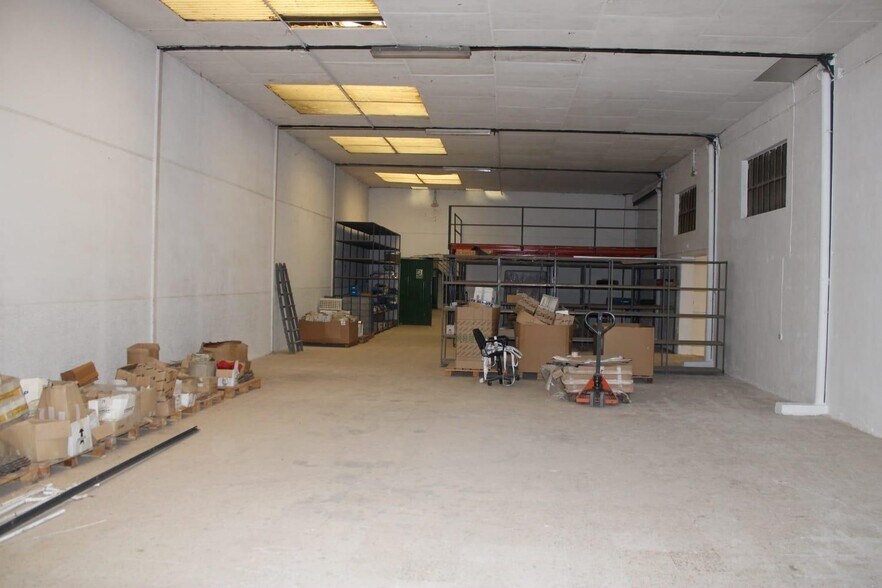 Industrial in Cáceres for sale - Building Photo - Image 1 of 17