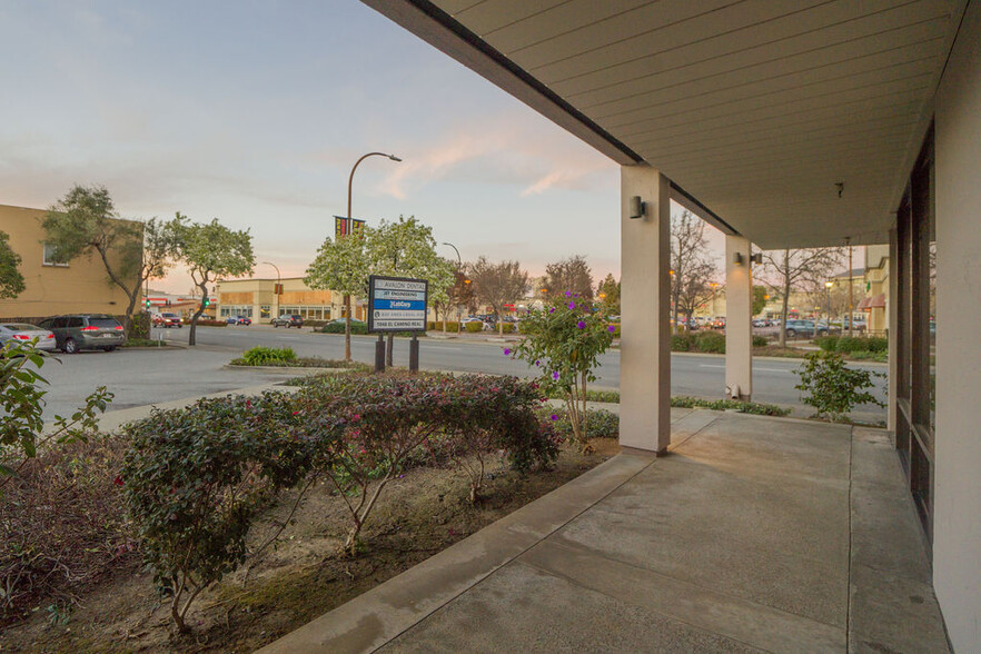 1048 El Camino Real, Redwood City, CA for lease - Building Photo - Image 3 of 3