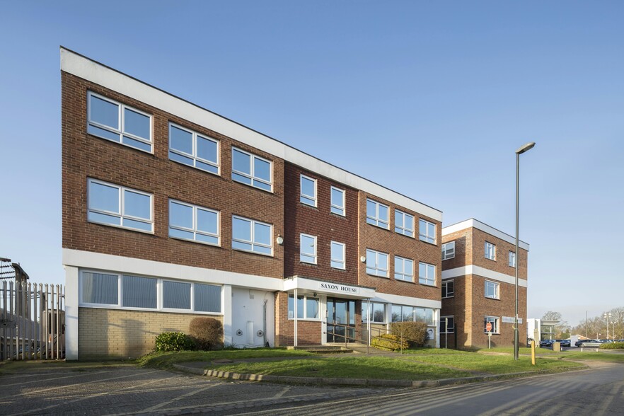 Stephenson Way, Crawley for lease - Building Photo - Image 1 of 8