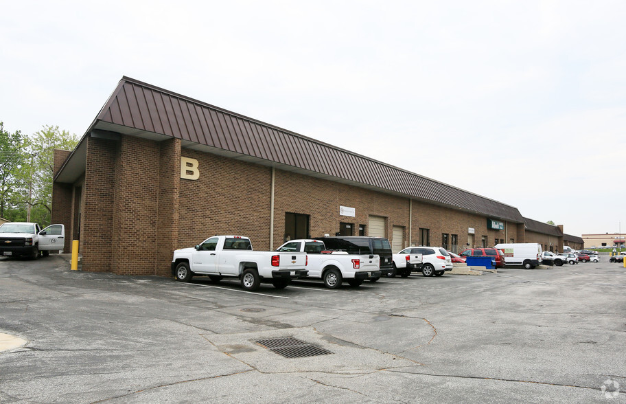 9554-9596 Deereco Rd, Timonium, MD for lease - Building Photo - Image 2 of 12