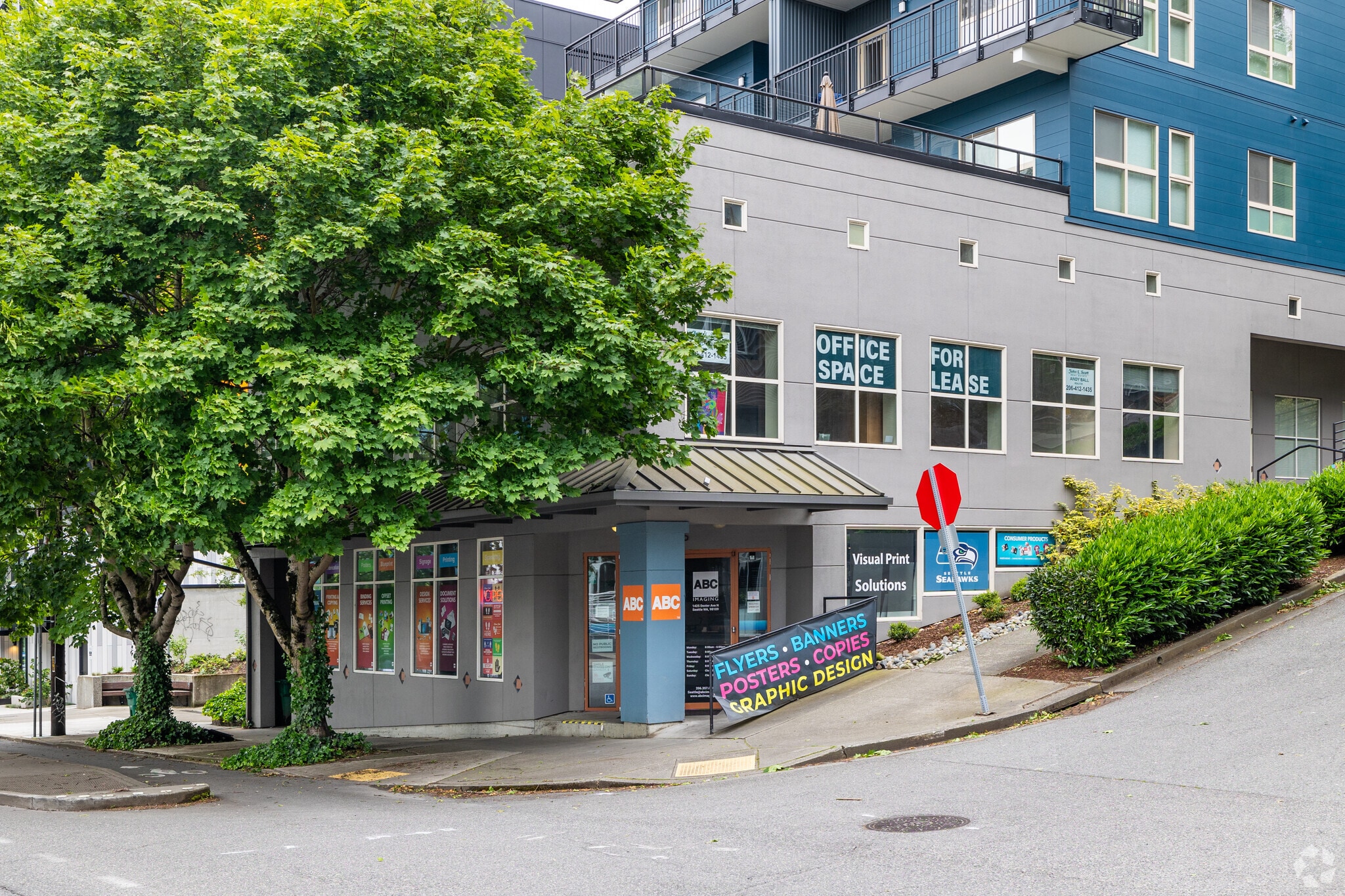 1425 Dexter Ave, Seattle, WA for lease Primary Photo- Image 1 of 6