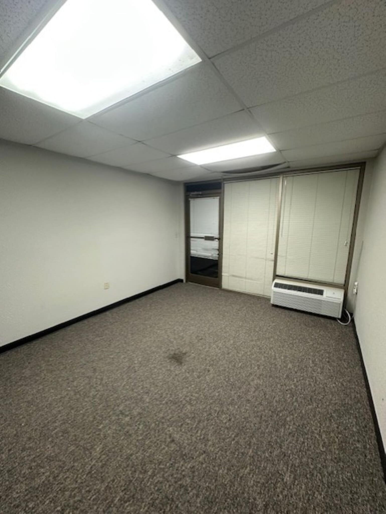 502-880 Kingwood Dr, Humble, TX for lease Interior Photo- Image 1 of 3