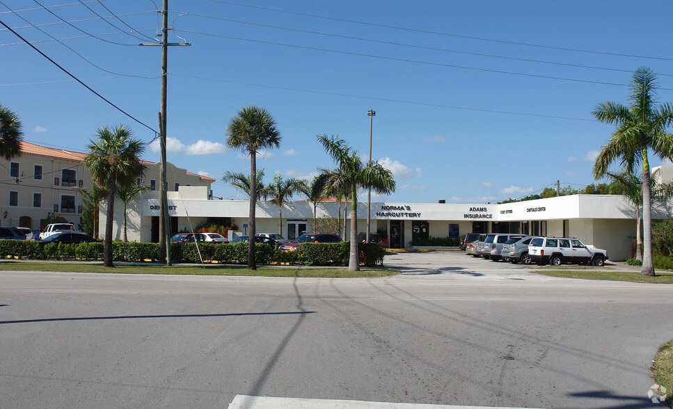17998 Franjo Rd, Miami, FL for lease - Primary Photo - Image 1 of 4