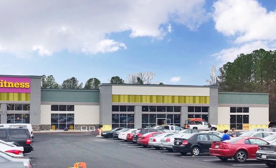 1515 W Walnut Ave, Dalton, GA for sale - Primary Photo - Image 1 of 1