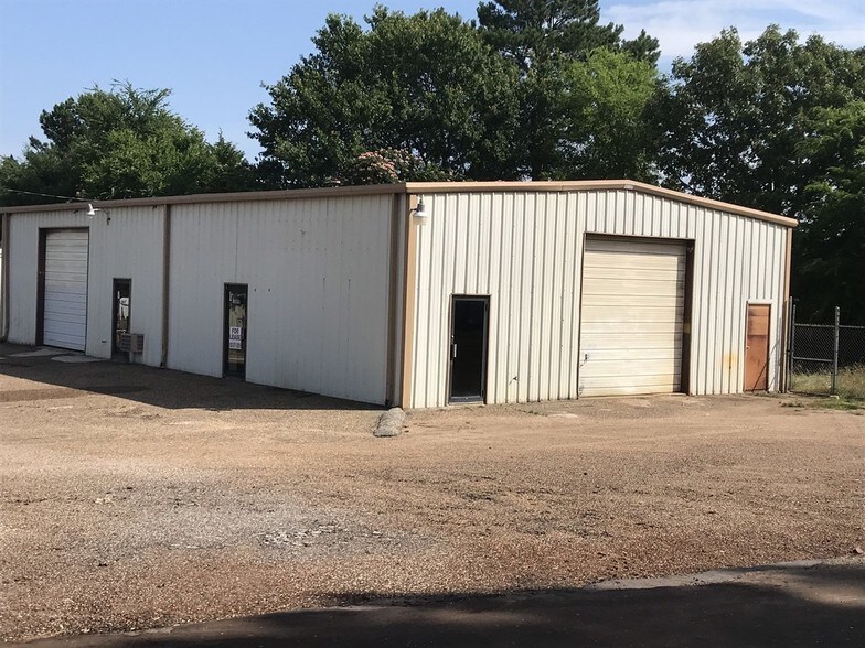 12899 Alice Ln, Tyler, TX for sale - Primary Photo - Image 1 of 1