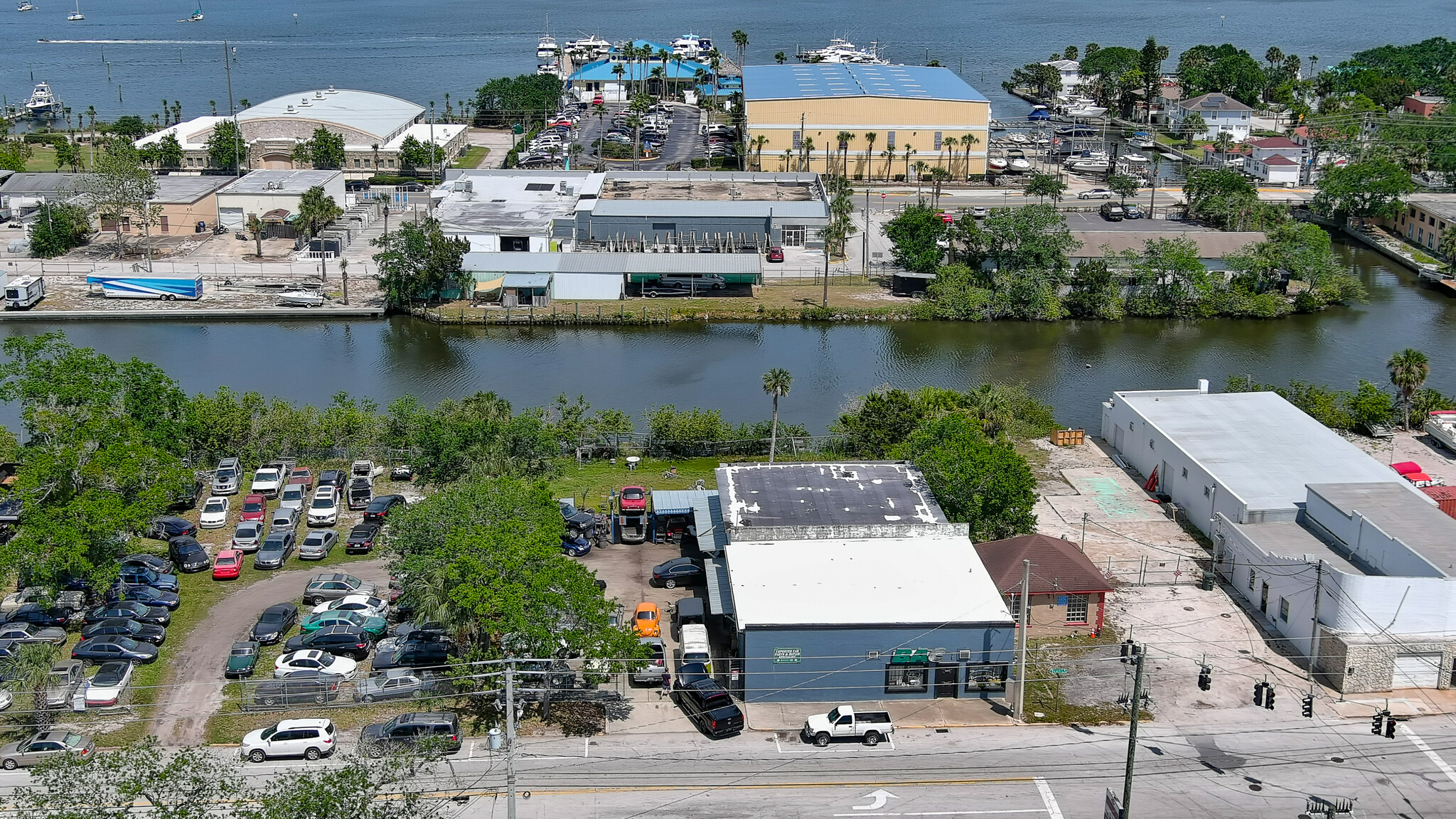 705 N Beach St, Daytona Beach, FL for sale Primary Photo- Image 1 of 18