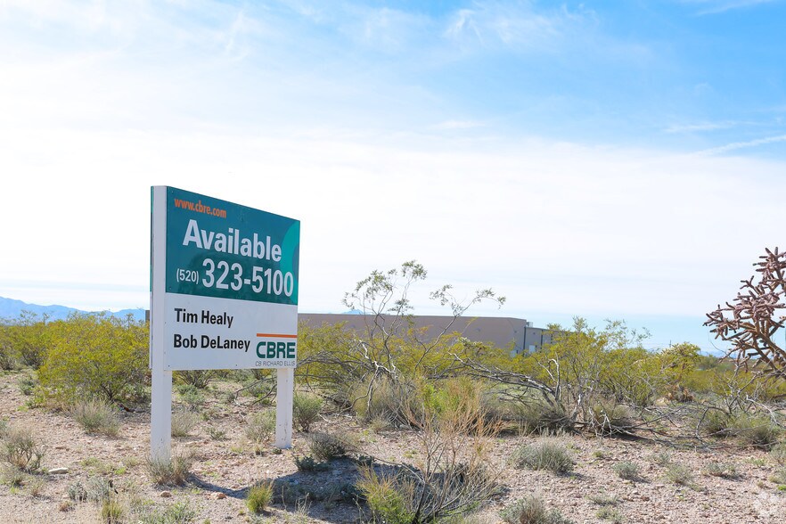 9848 E Old Vail Rd, Tucson, AZ for sale - Primary Photo - Image 1 of 1