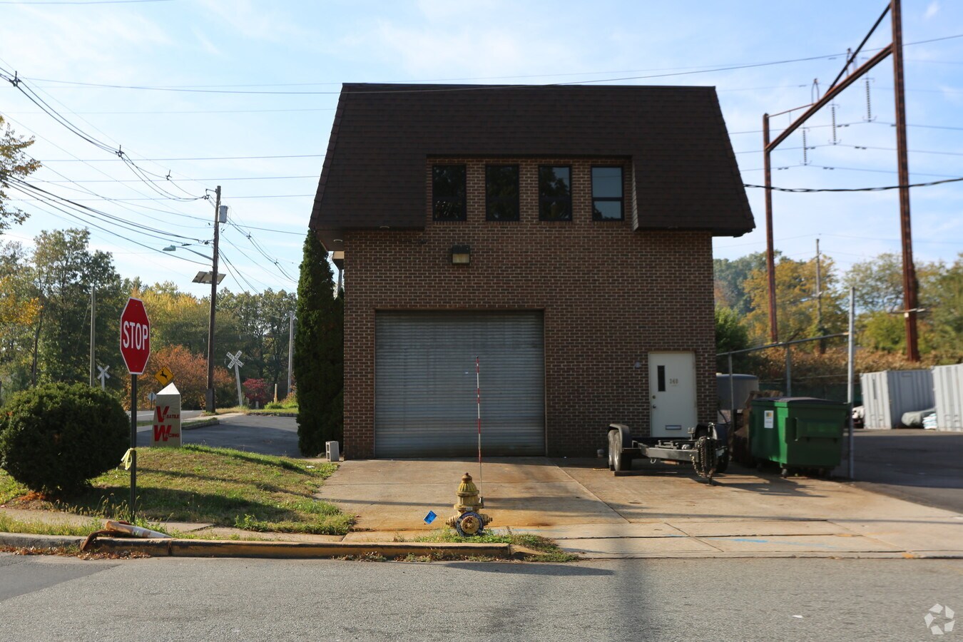 340 Cox St, Roselle, NJ 07203