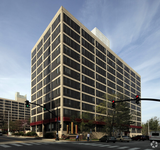 1 Regency Plaza, Providence, RI for lease - Building Photo - Image 2 of 26