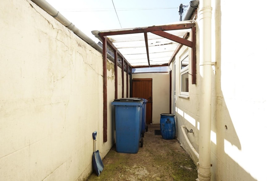 2 Worcester St, Barrow In Furness for sale - Building Photo - Image 2 of 10