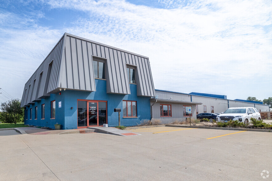 11804 S Route 47, Huntley, IL for lease - Building Photo - Image 1 of 4