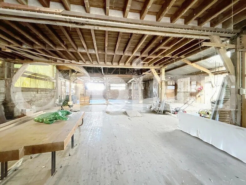 Industrial in Clermont for lease - Interior Photo - Image 1 of 2