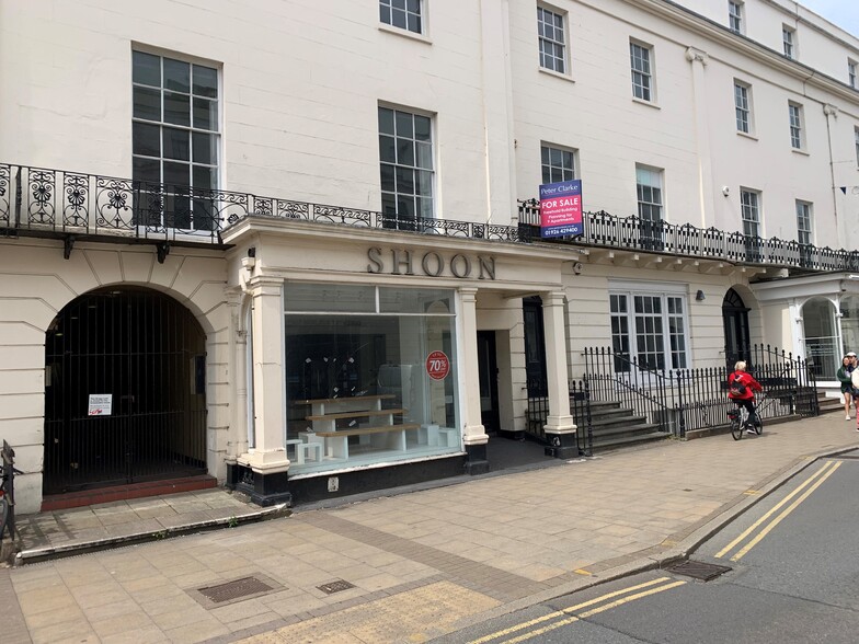 20 Parade, Leamington Spa for lease - Building Photo - Image 1 of 9