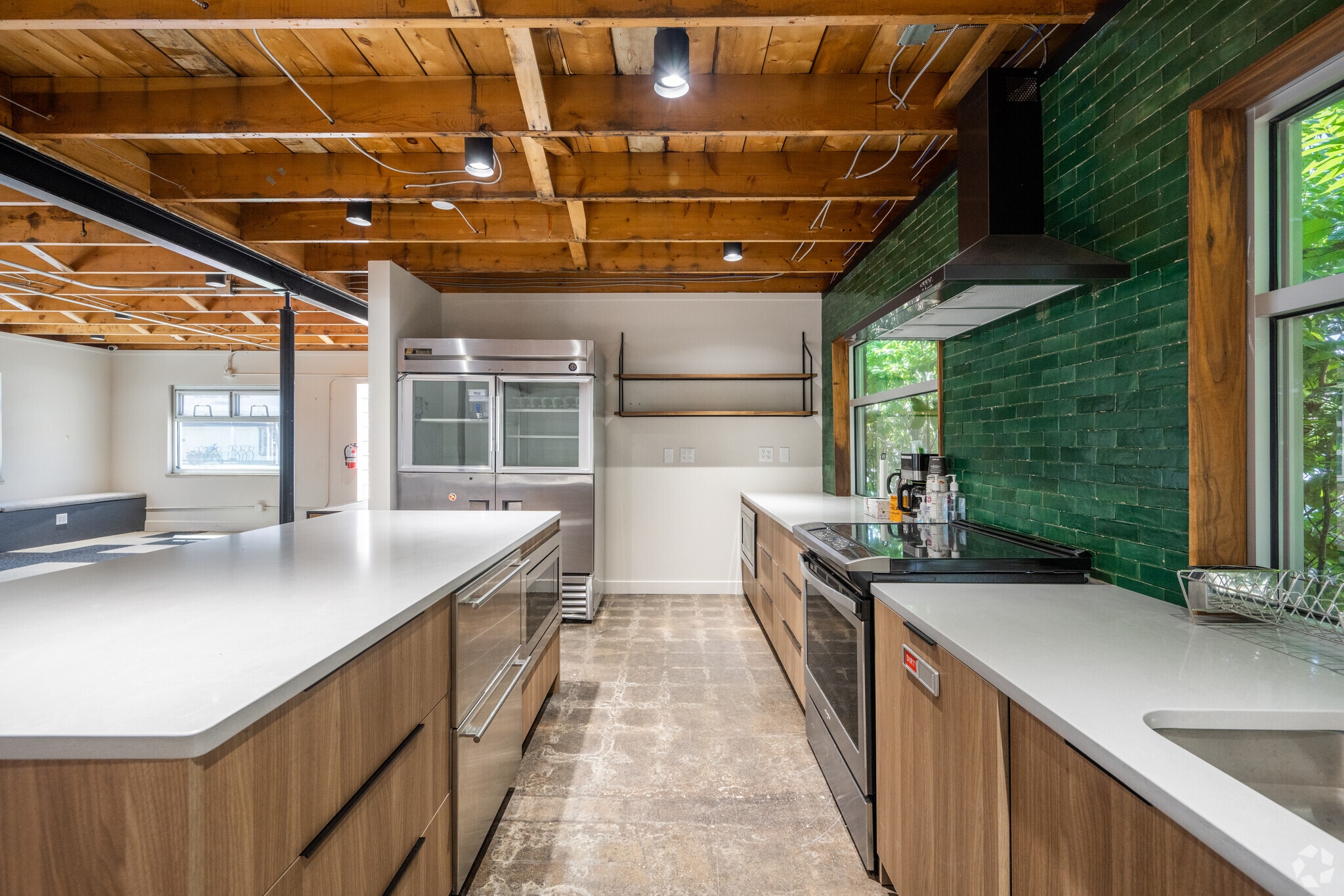 1860 S Acoma St, Denver, CO for sale Interior Photo- Image 1 of 8