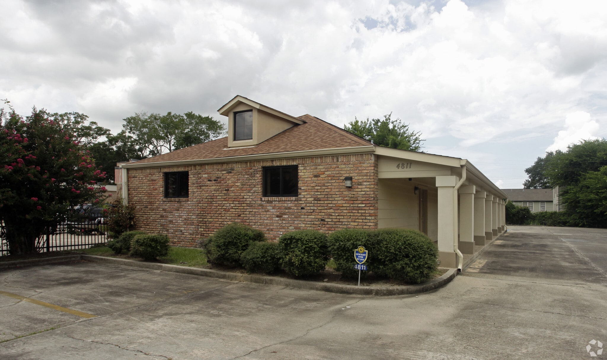 4811 North Blvd, Baton Rouge, LA for sale Primary Photo- Image 1 of 3