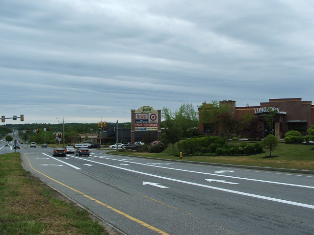 584 Alfred St, Biddeford, ME for lease - Building Photo - Image 3 of 5