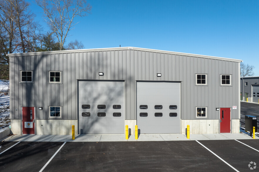 1401 County St, Attleboro, MA for lease - Building Photo - Image 3 of 6