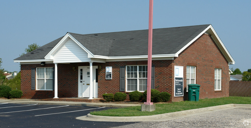 7924 Raeford Rd, Fayetteville, NC for sale - Building Photo - Image 1 of 1